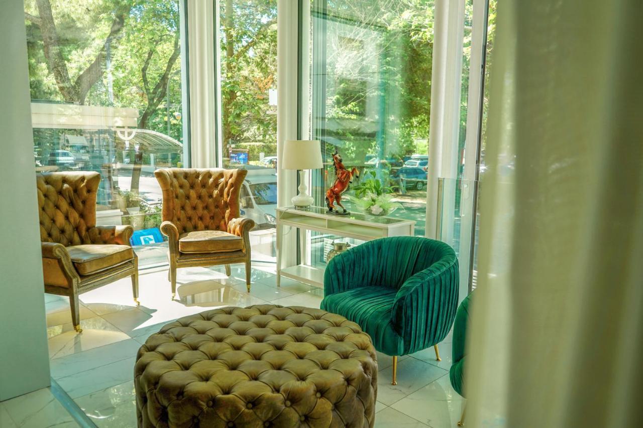 Hotel Arizona Riccione Buitenkant foto