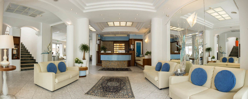 Hotel Arizona Riccione Buitenkant foto